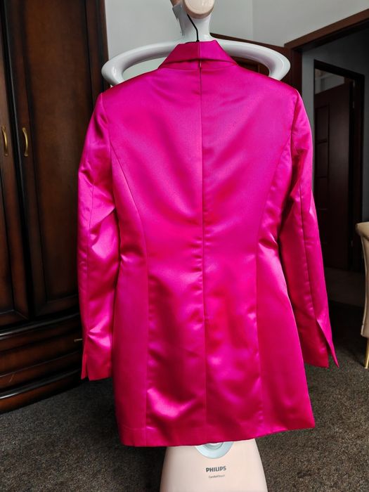 Nowa satynowa sukienka elegancka marynarka blezer fuksja zara