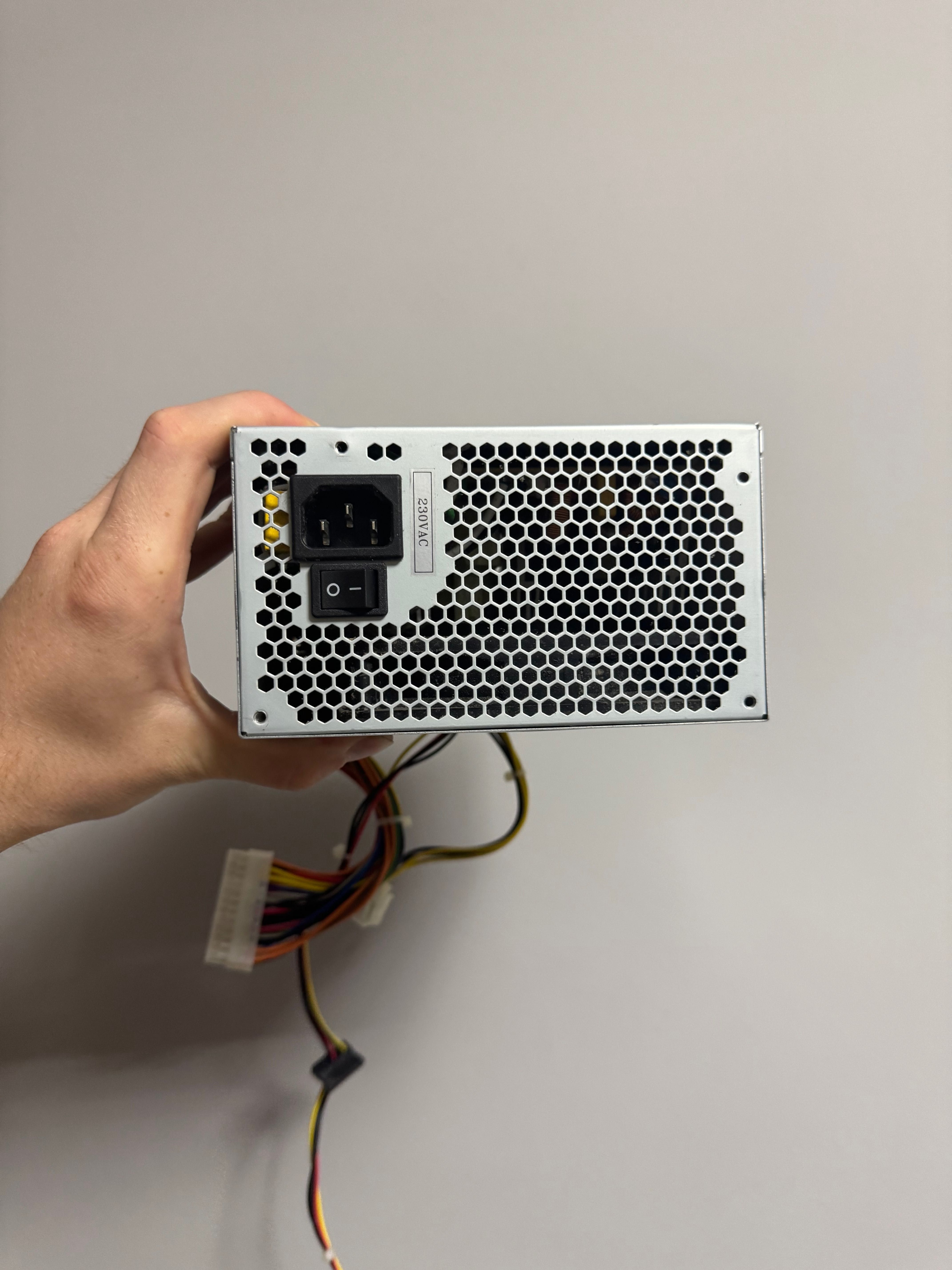 Блок живлення 350W FSP Fortron FSP350-60APN 6 pin gpu сертифікат 85+