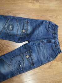 Ocieplane spodnie  jeans 140 cm