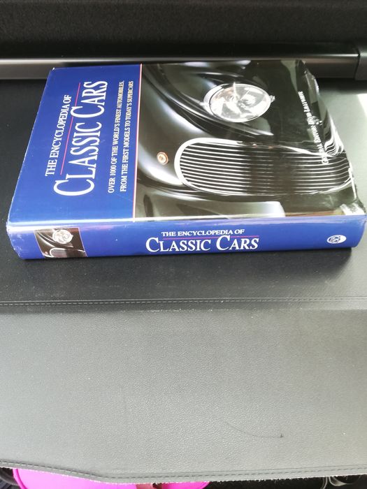 The Encyclopedia of Classic Cars