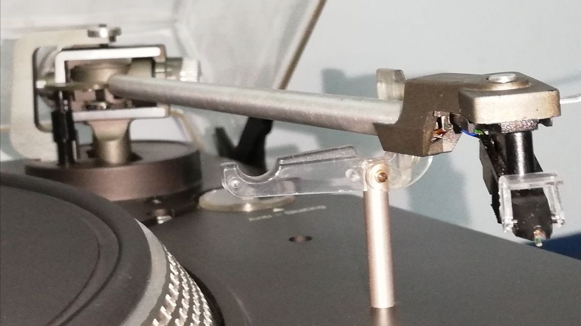 Gramofon Dual CS 528. Nowa igła.