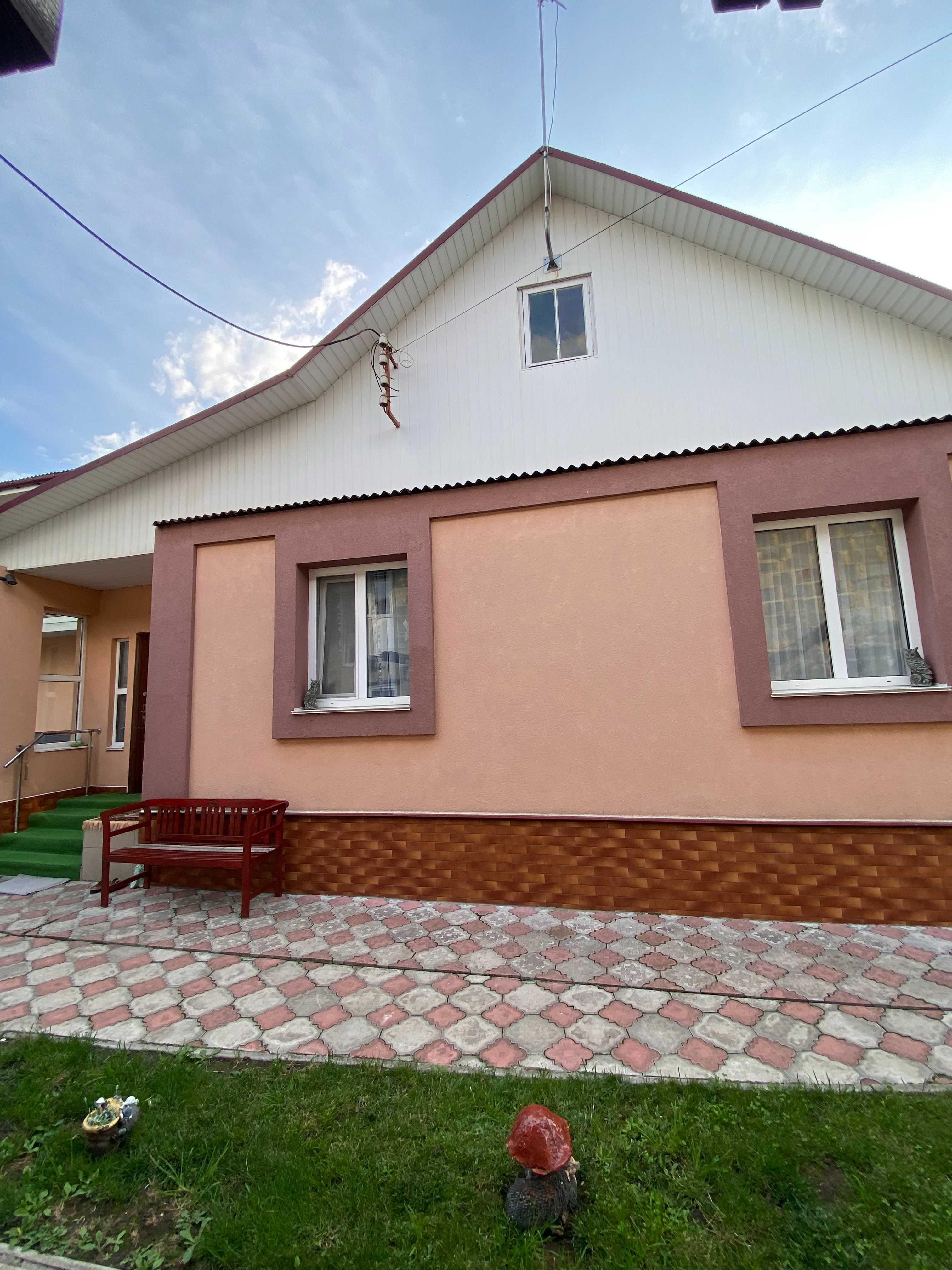 Продаж 2х поверхового Будинку в Здовбиці