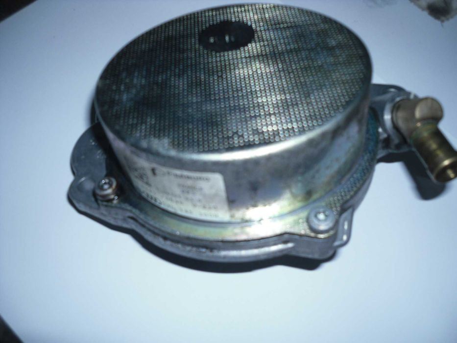 Вакуумний насос  фольцваген