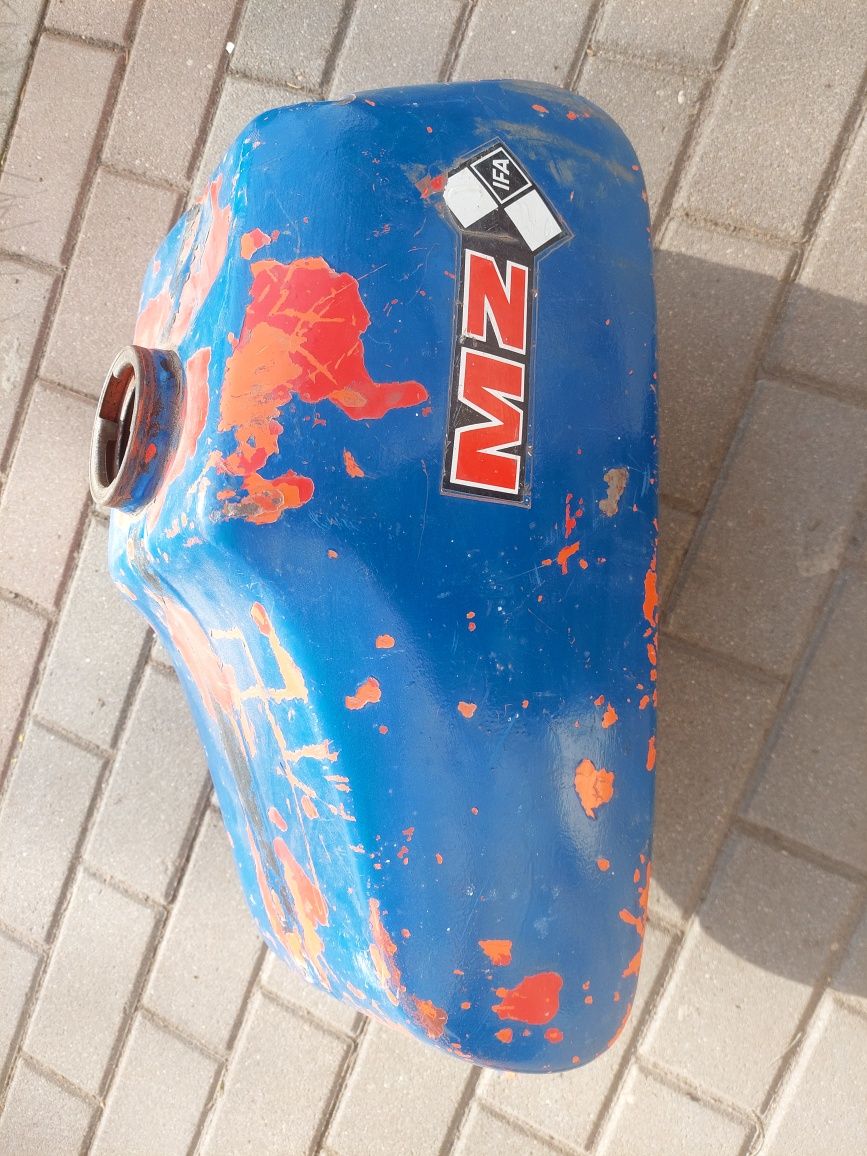 Zbiornik paliwa ETZ 250, części
