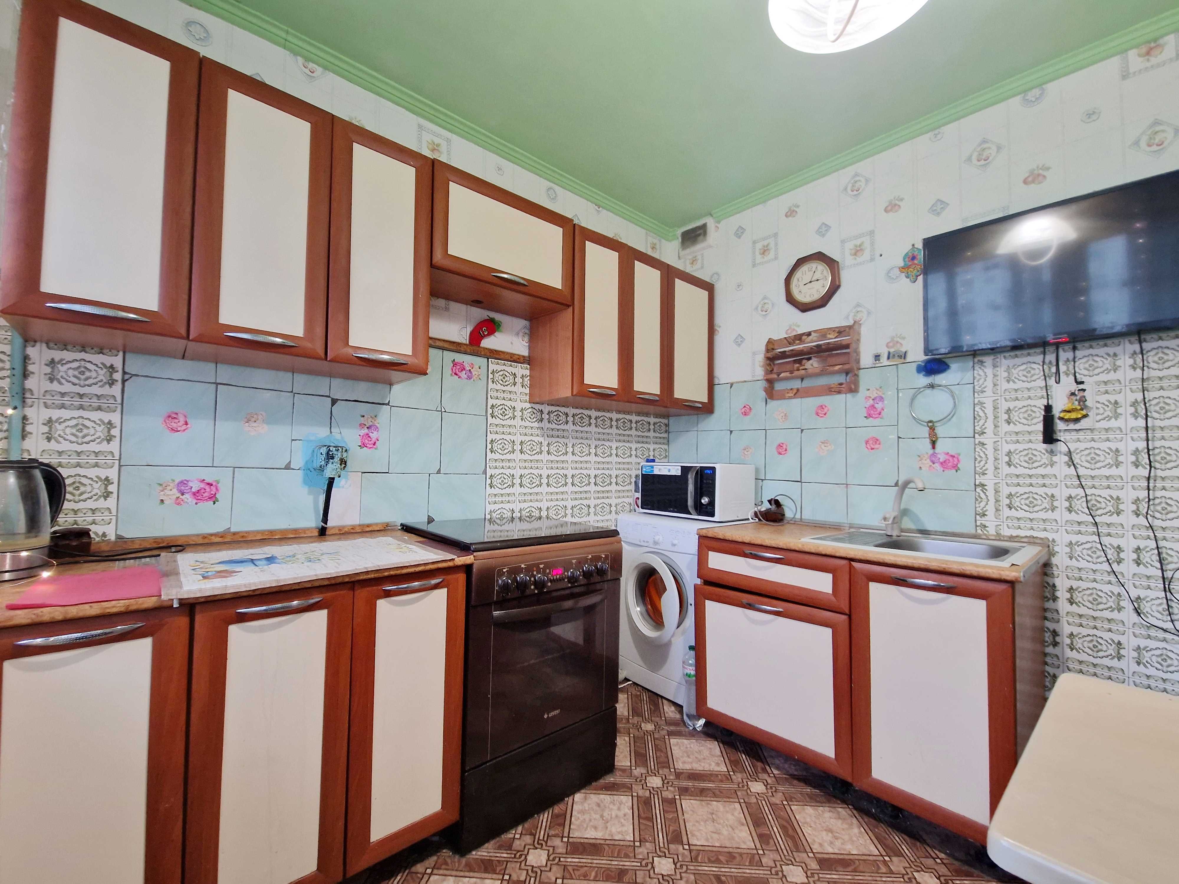 3к квартира на Куліша 15, Лівобережна