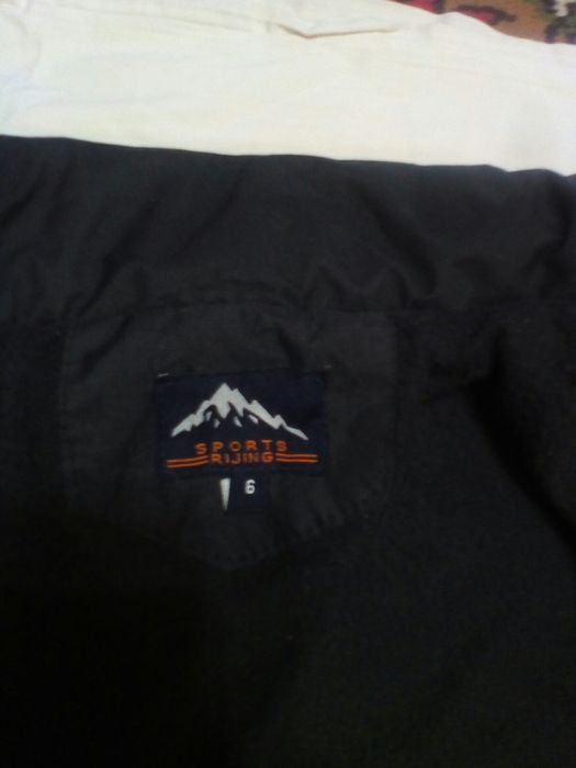 Продам куртку зимнюю,детскую.