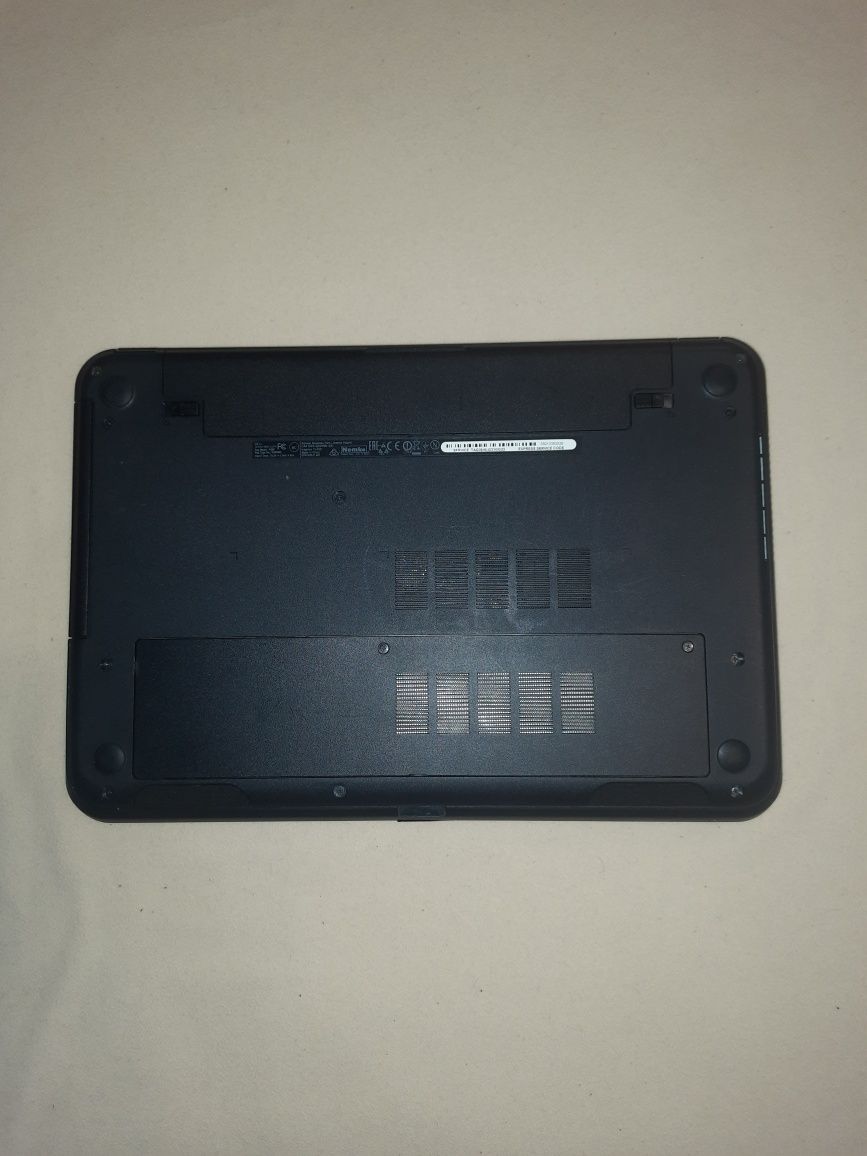 Ноутбук Dell P28F