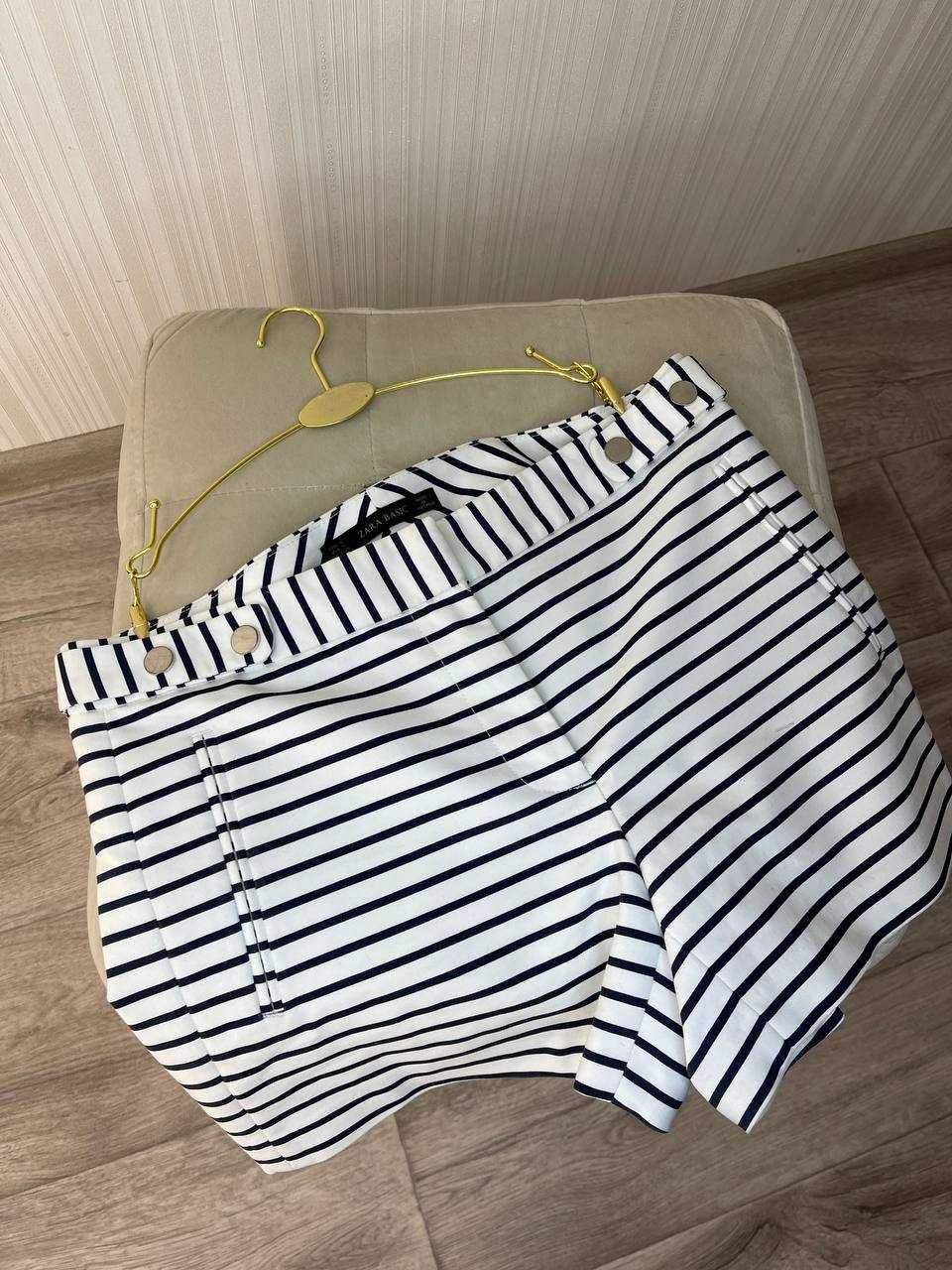 Женские шорты в полоску Zara S Жіночі шорти у смужку