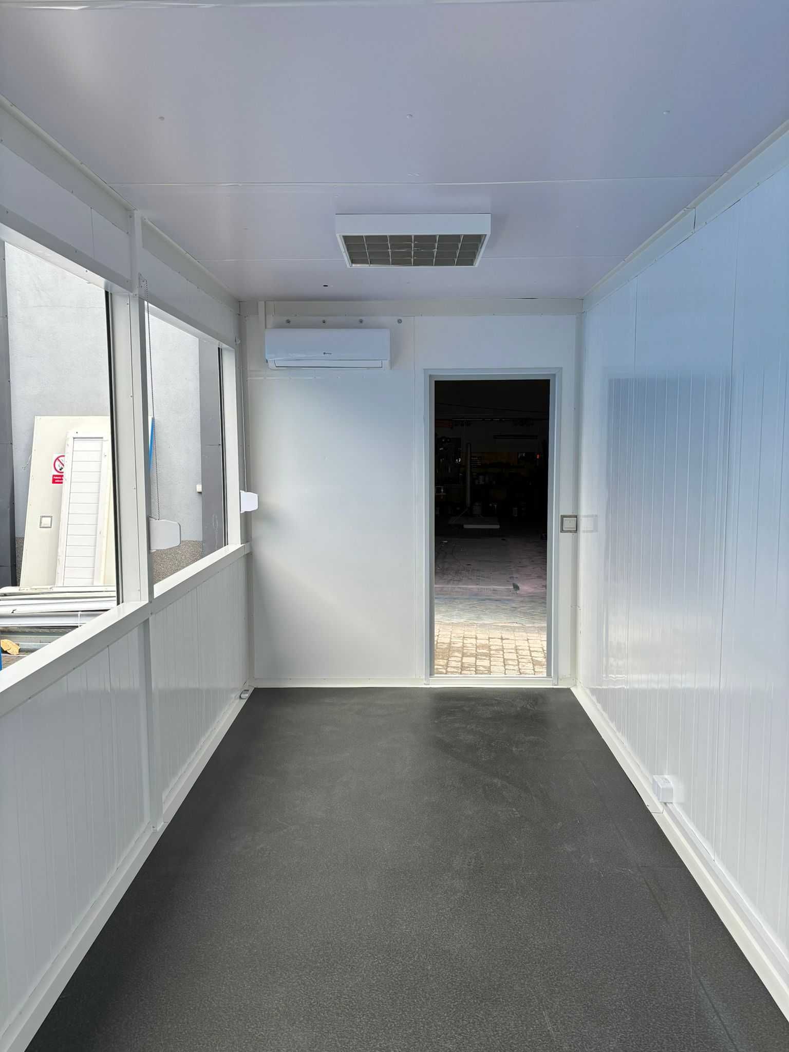 Kontener Gastronomiczny Food Truck Lodziarnia Bar Klimatyzacja