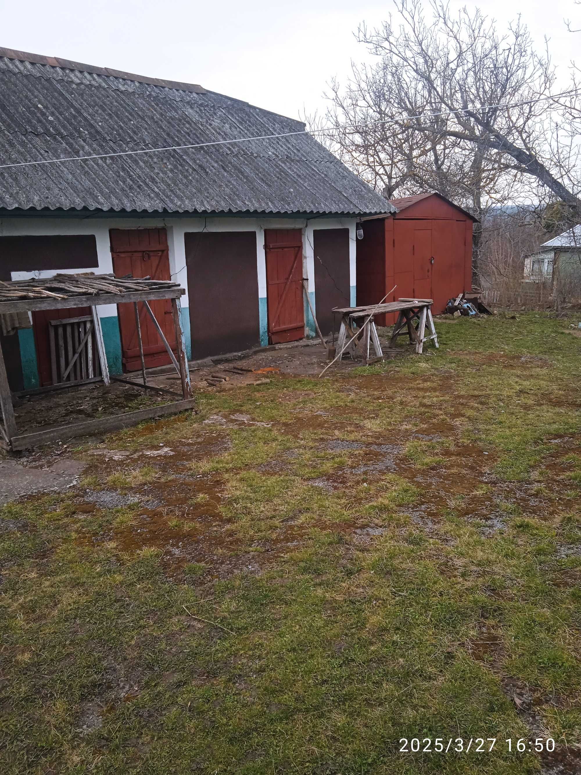 Продам будинок неподалік від міста Кам'янець-Подільський