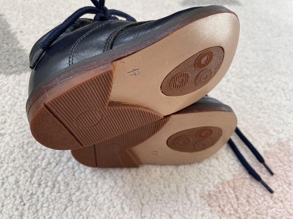 Botinhas bebé 17/18 ortopedicas todas em pele