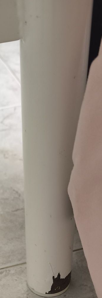 Cama casal em ferro  com estrado