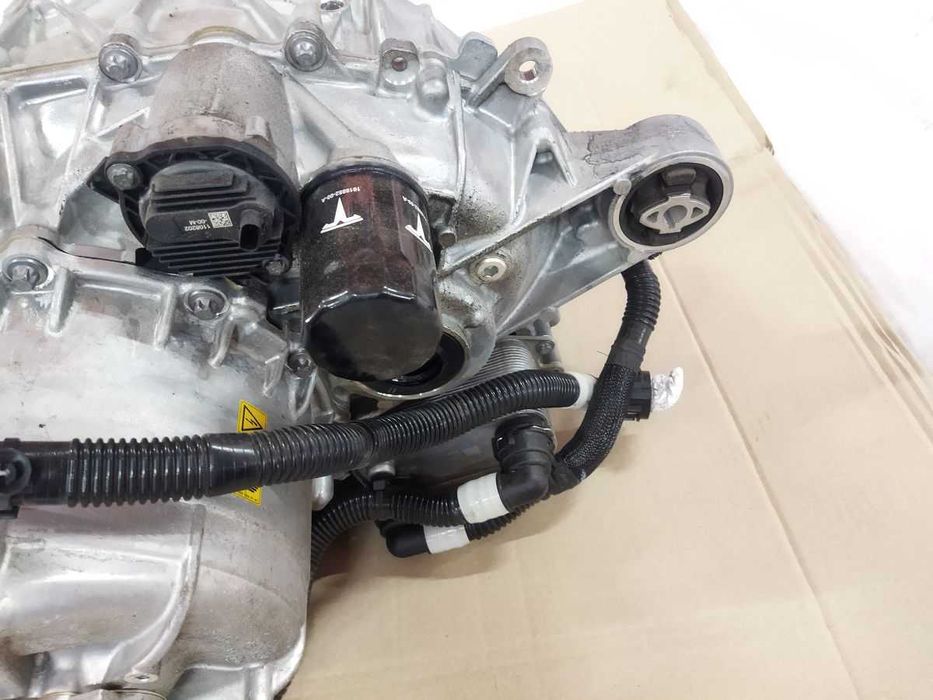 Електродвигун задній Tesla Model 3 2020-2024 108569320F