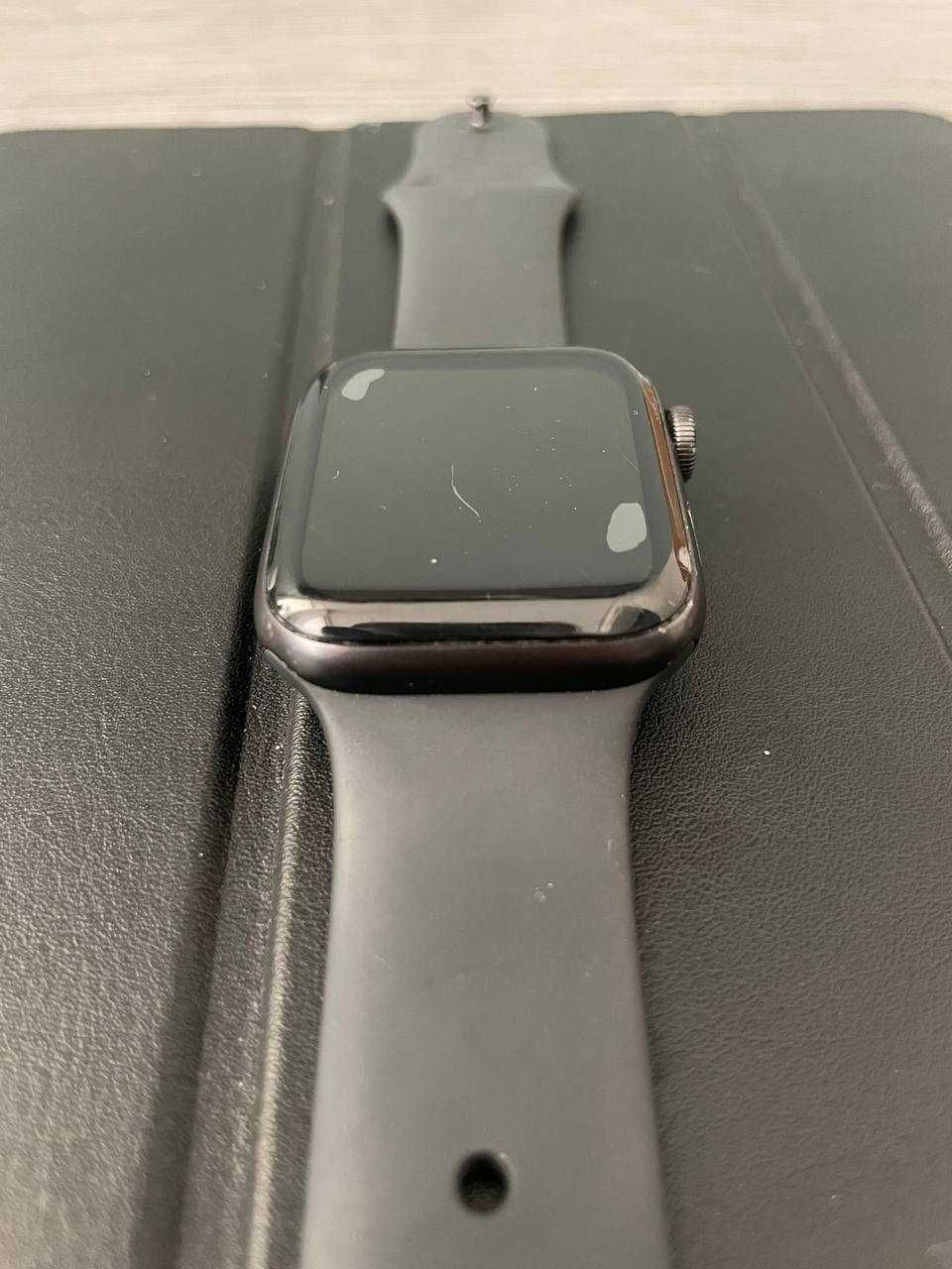 Apple Watch SE 44MM