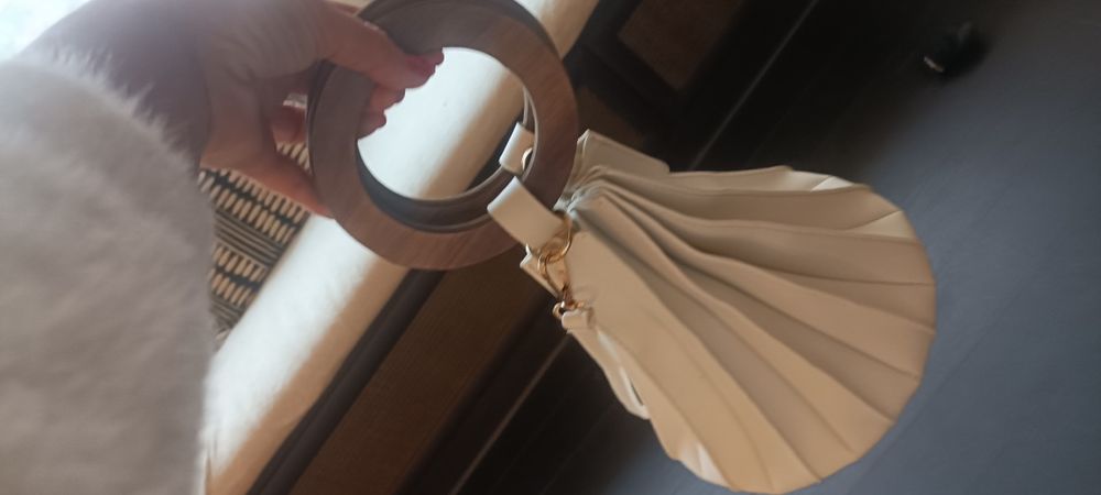 Продам  красивую оригинальную сумку,новую.