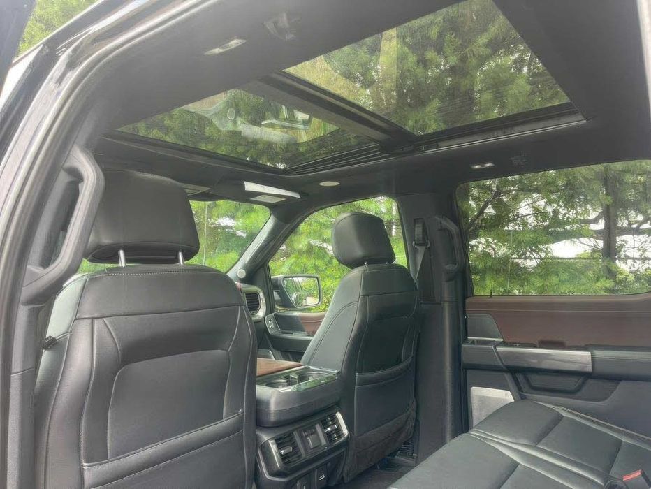 Ford F-150 Lariat SuperCrew      2021