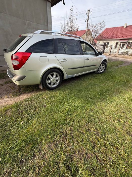 Продам Лагуну 2002