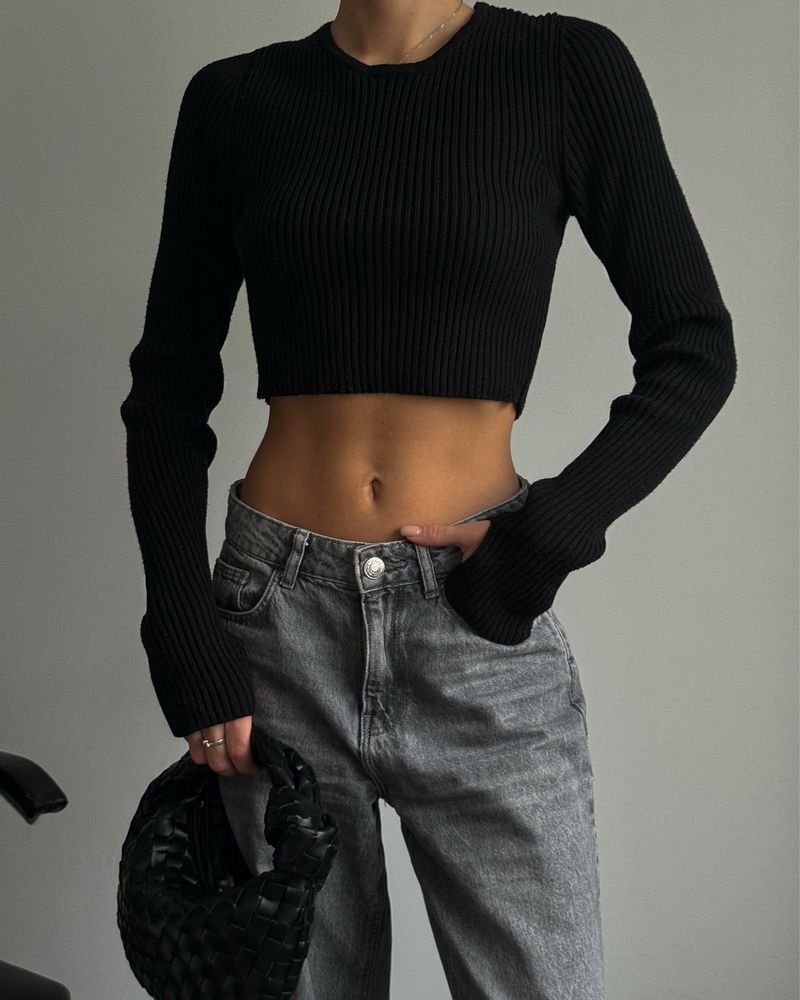 вʼязаний топ Causetume