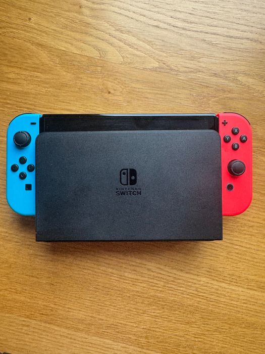 Nintendo Switch konsola stan bardzo dobry