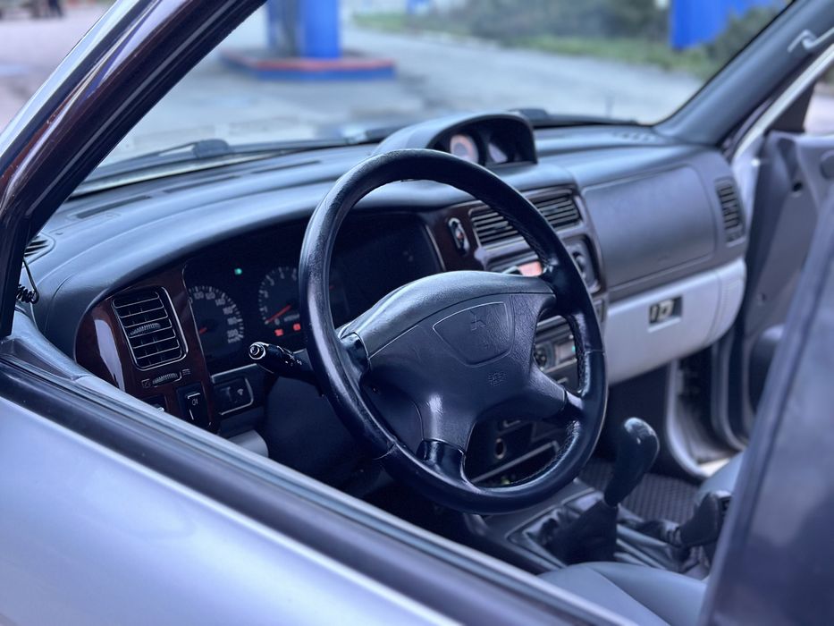 Mitsubishi Pajero Sport 3.0 газ/бензин