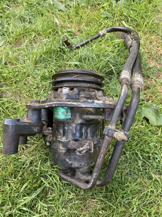 насос кондиціонера на рено магнум