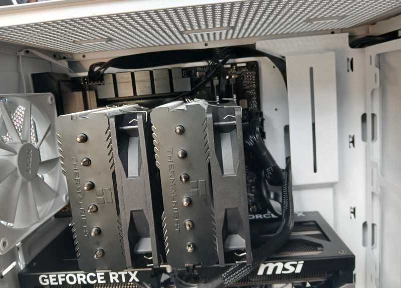 Komputer gamingowy RTX 5070 Ti, Ryzen 7, 32GB DDR5, 2TB SSD, nowy