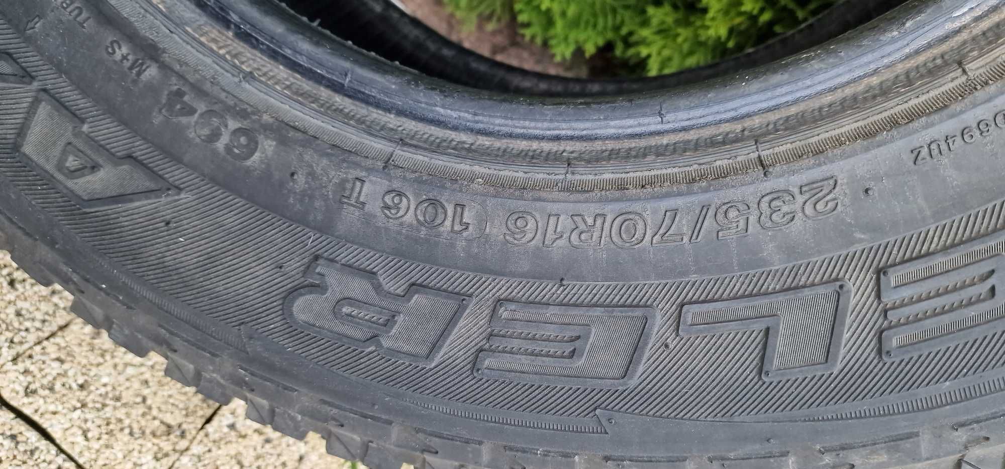 Opony Bridgestone Dueler A/T 235/70R16