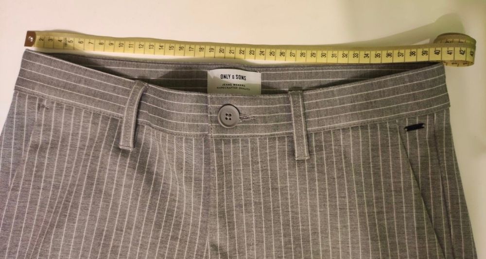 Krótkie spodenki męskie Only & Sons Szorty 
Bardzo miłe w dotyku.