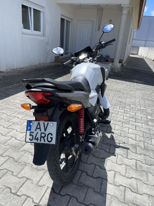 Honda CB125F 2023