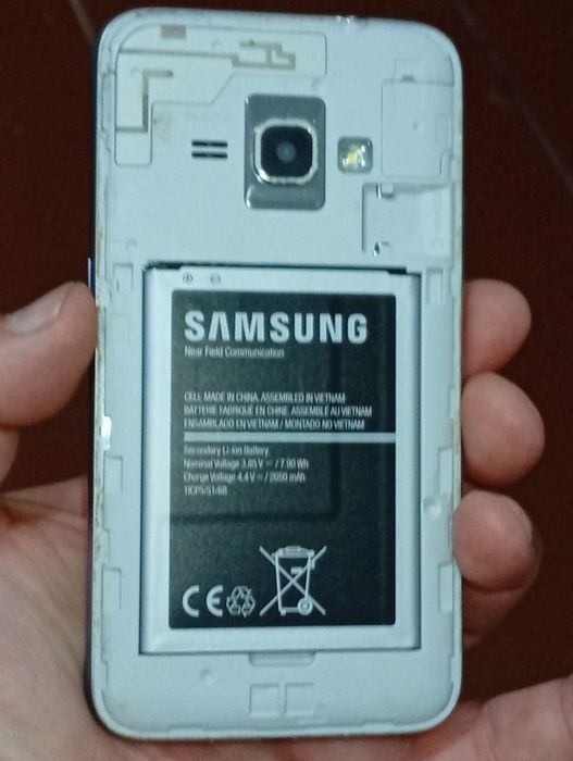 Samsung Galaxy J1 dual sim