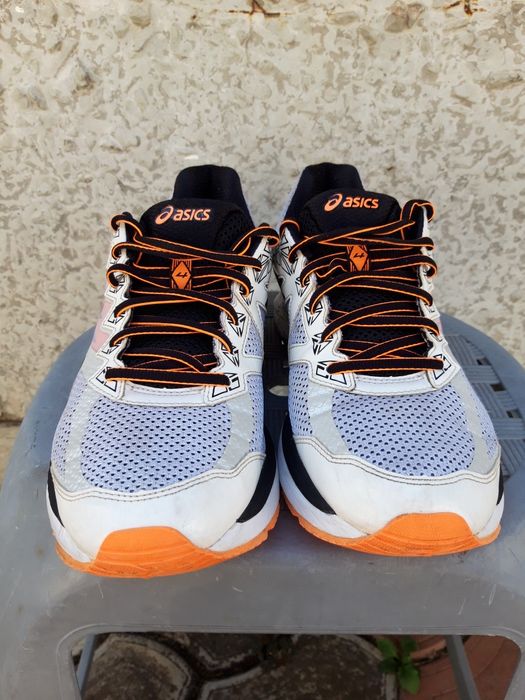 Asics кроссовки оригинальные  раз 43-44