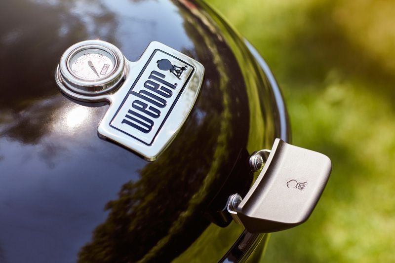 Вугільний гриль Weber Master Touch Premium E-5770