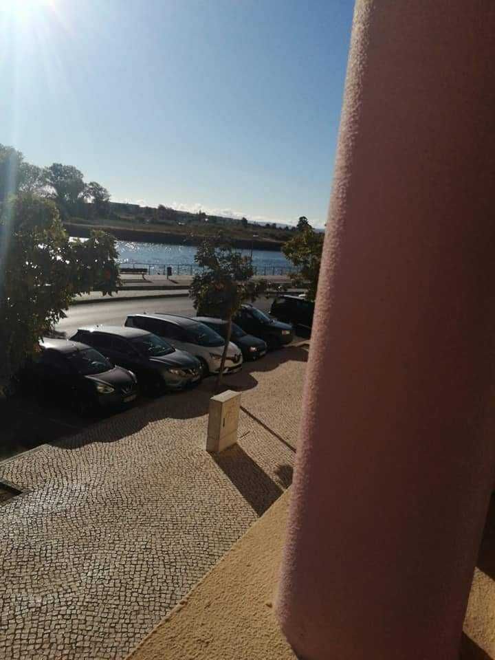 Quarto no centro da Moita