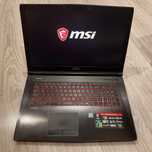 Laptop MSI czarny
