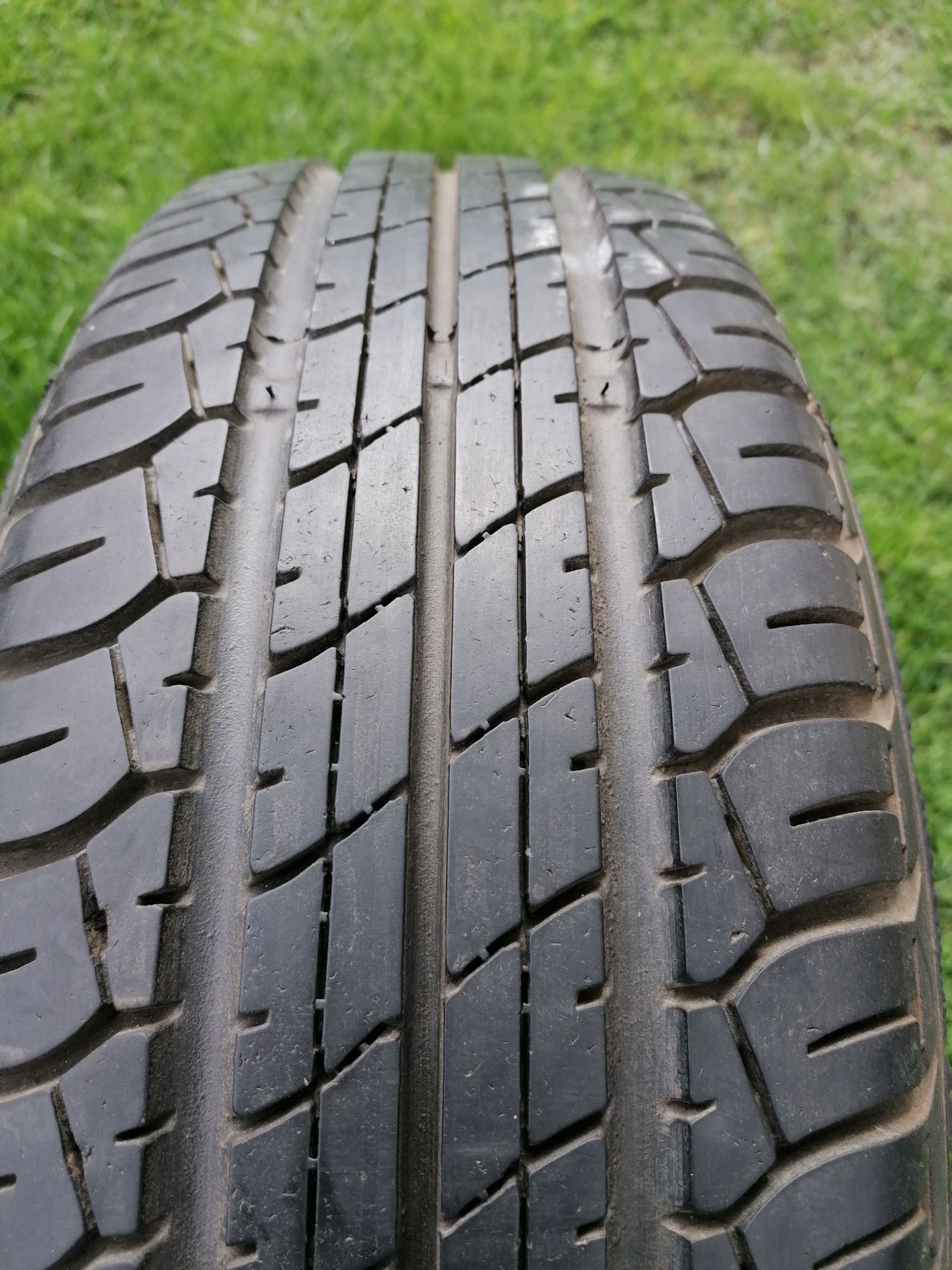 (Nr.91) Opona letnia 195/60 R15 Dunlop SP sport 200E