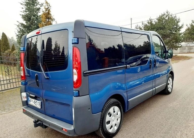 Opel vivaro 2,5L1H1