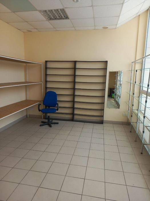 Оренда магазину на р-ку Колос
