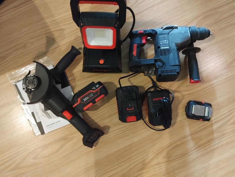 Перфоратор аккумуляторний  аккумулятори внструмент аккумуляторний