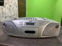 Radiomagnetofon JVC