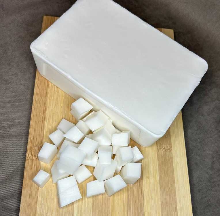 Мильна основа з козячим молоком soap base goats milk