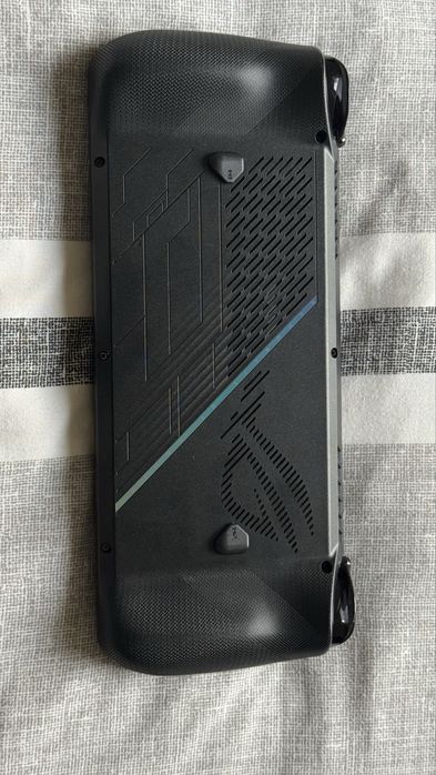 Rog Ally X Z1 Extreme (RC72LA)