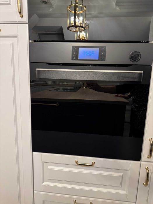 Piekarnik Amica   ED87389BA, parowy.