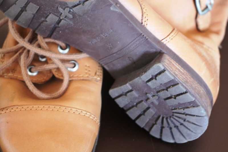 Botas cor camel com fecho em cima PULL&BEAR tamanho 37