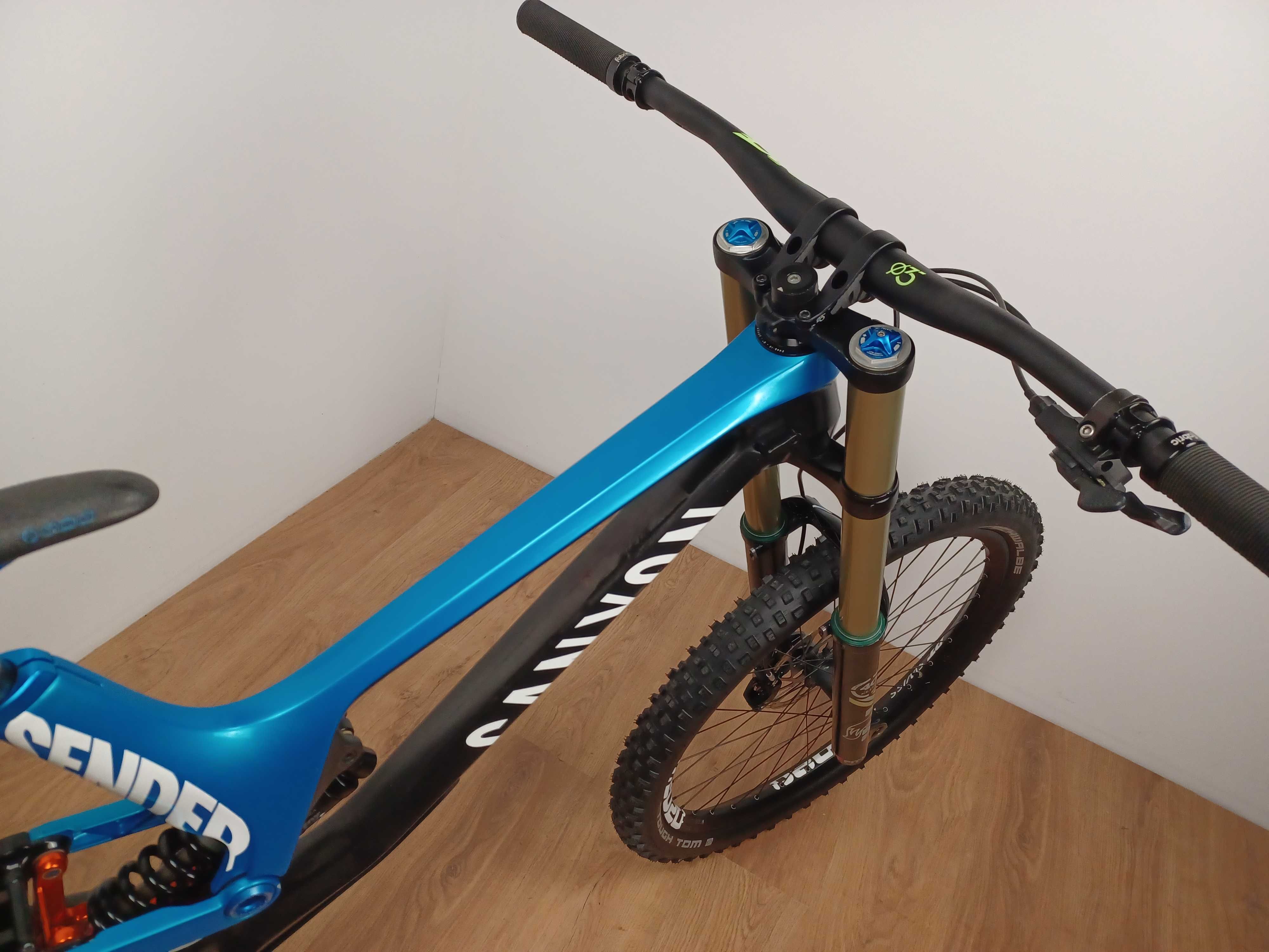 Canyon Sender CF 9.0 carbon L-ka Fox 40 RC4 Sram Code, pocisk DH!!!