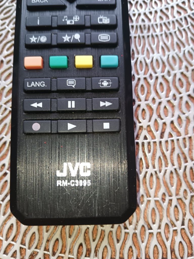 Pilot do telewizora JVC