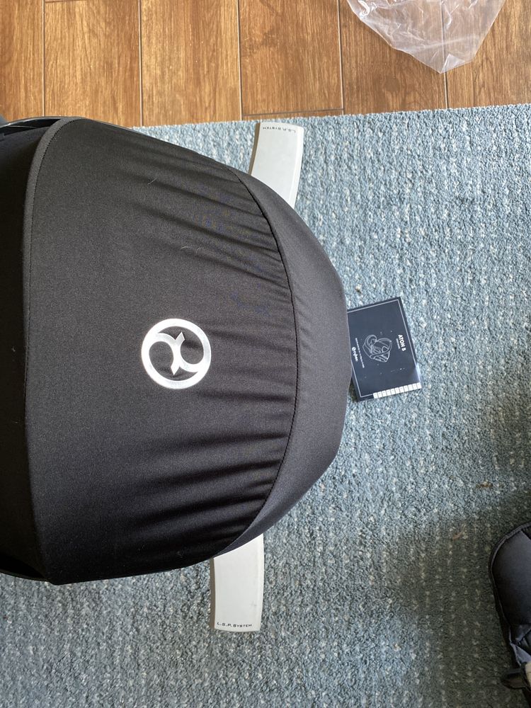 Komplet wózek Mamas&Papas Sola 2 gondola, spacerówka i nosidełko cybex