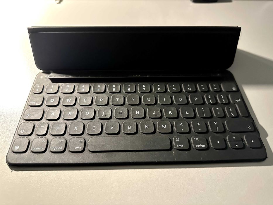 iPad Smart Keyboard iPad 7/8/9 *uszkodzone*
