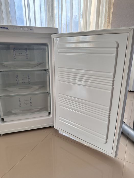 Морозильна камера Liebherr 98 л