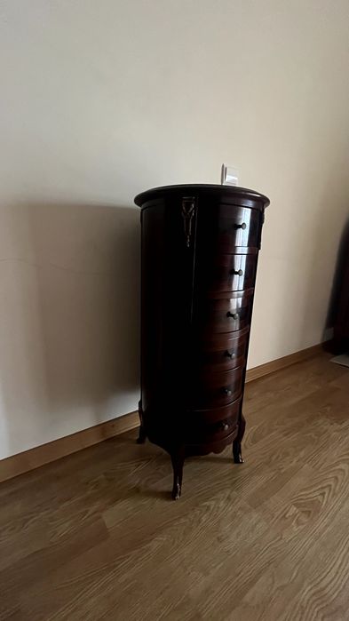 Móvel decorativo Coluna Gavetas