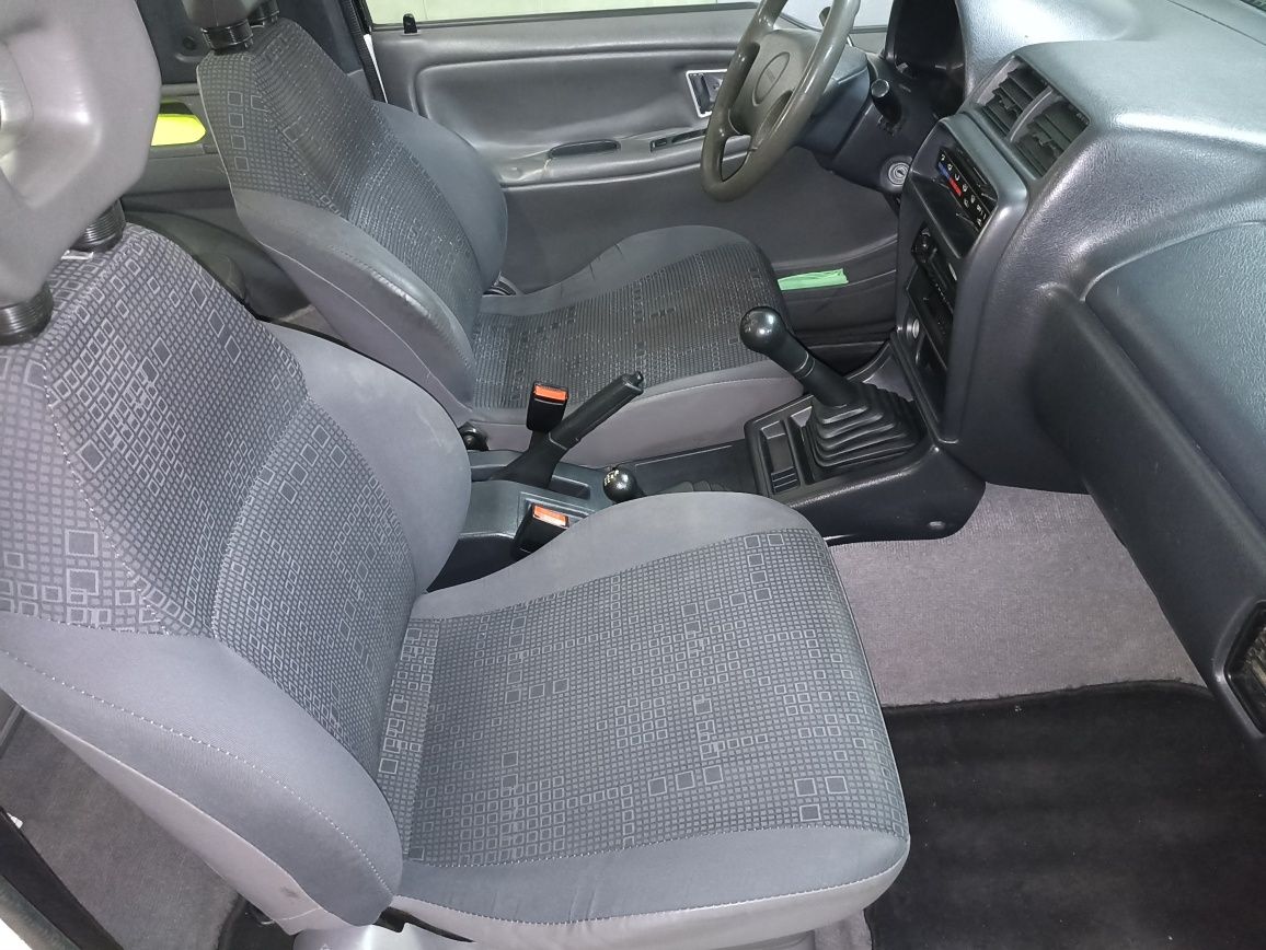 Suzuki Vitara 1,6 hard top